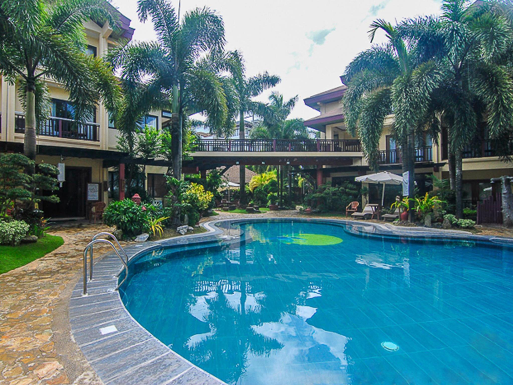 Boracay Tropics Resort Hotel Manoc-Manoc Esterno foto